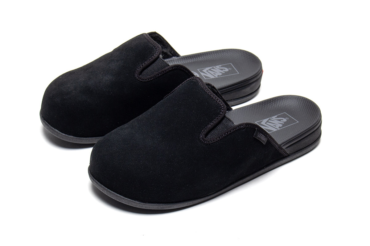 Vans - Harbor Mule VR3
Style # VN000CW3BLK1
Color : Black