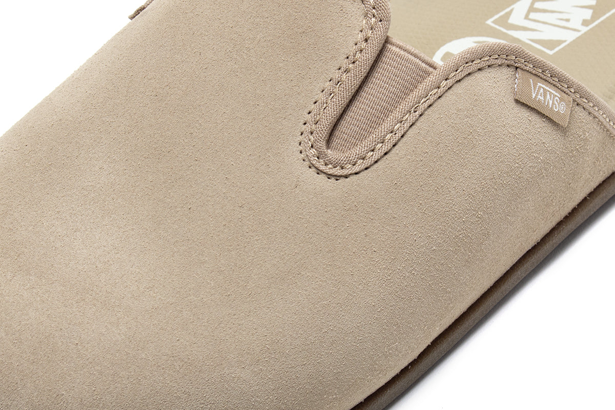 Vans - Harbor Mule VR3
Style # VN000CW3KHK1
Color : Khaki