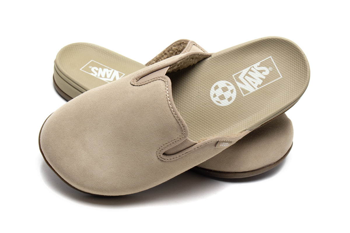 Vans - Harbor Mule VR3
Style # VN000CW3KHK1
Color : Khaki