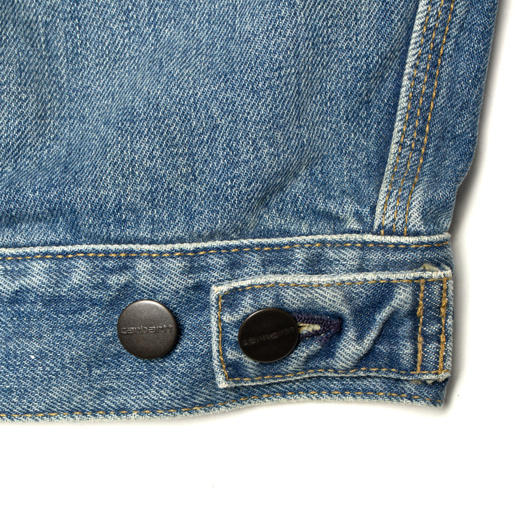 Carhartt WIP - Helston Jacket
Style # I033352-01EJ
Color : Blue (Destroy Wash)