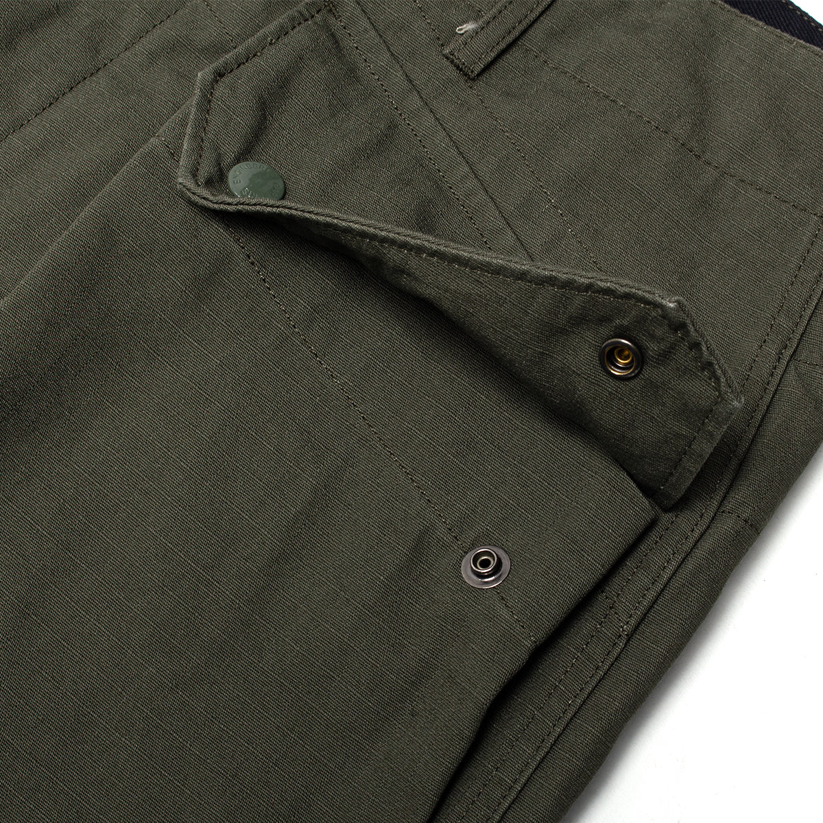 Engineered Garments - Norwegian Army Pant
Style # 26F1F008-BK002
Color : Olive