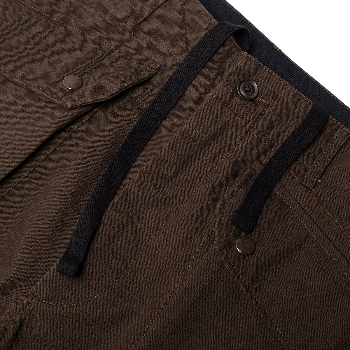 Engineered Garments - Norwegian Army Pant
Style # 26F1F008-BK006
Color : Dark Brown