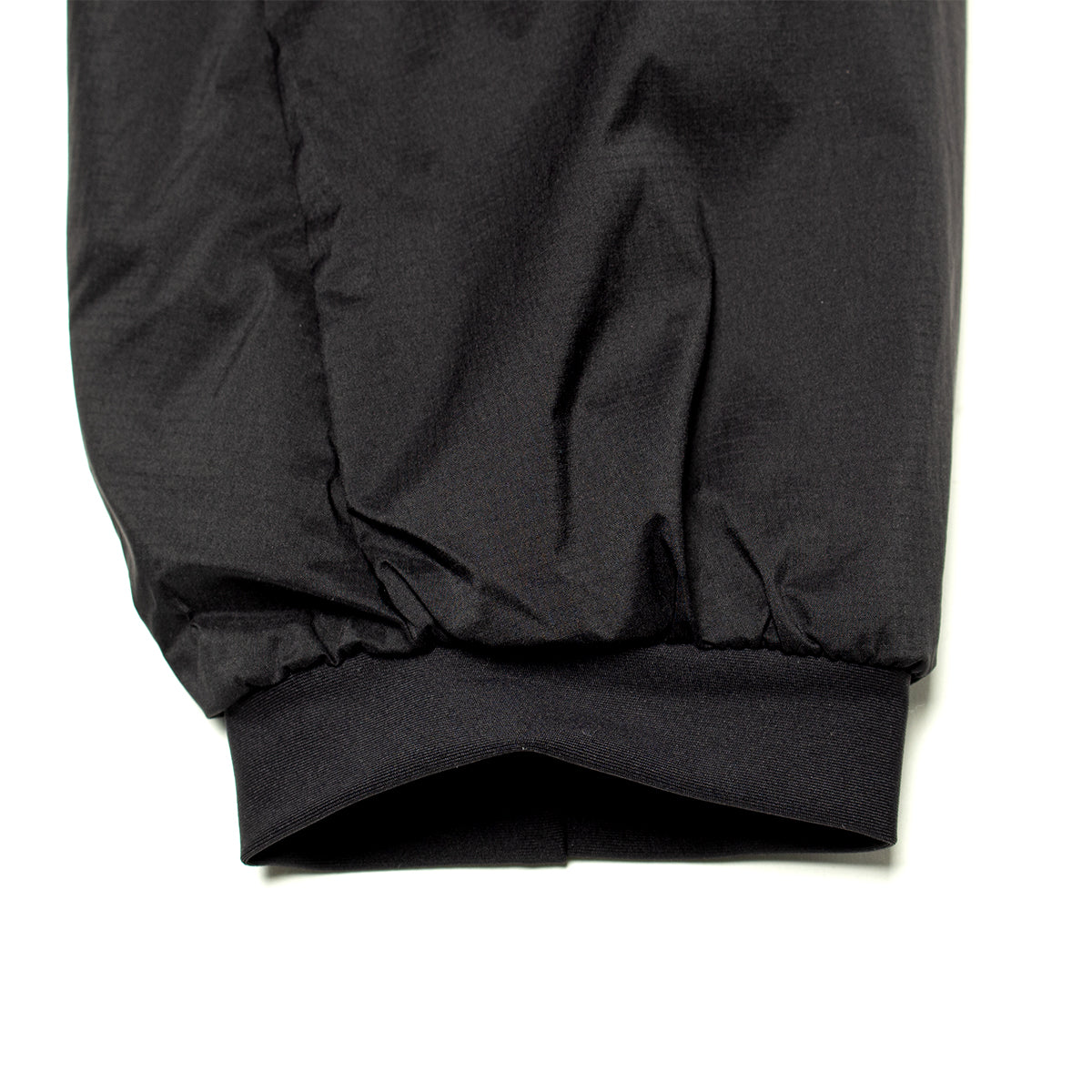 Arc'teryx - Atom Hoodie
Style # X000009556
Color : Black