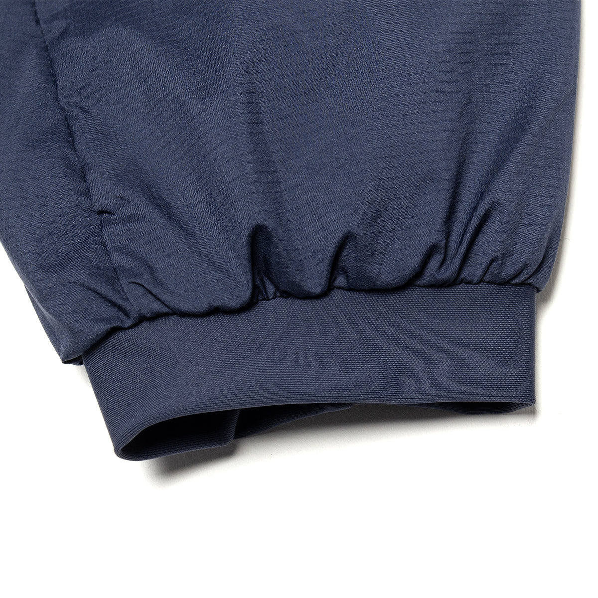Arc'teryx - Atom Hoodie
Style # X000009556
Color : Black Sapphire