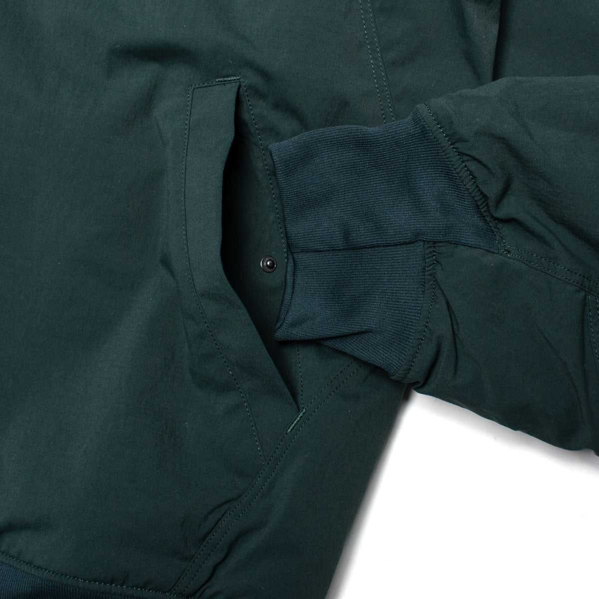 Arc'teryx - Konseal Insulated Jacket
Style # X000010656
Color : Dark Jade