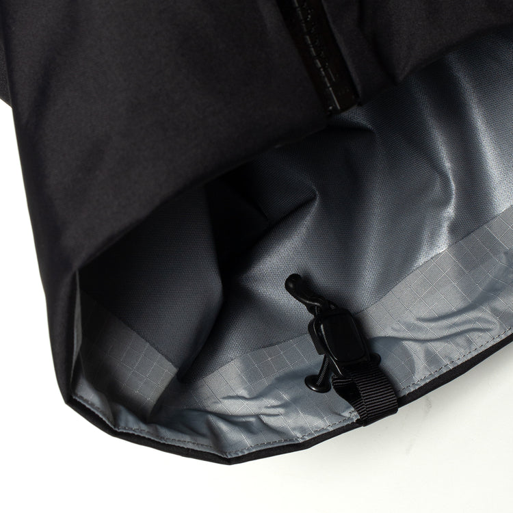 Arc'teryx - Beta Jacket
Style # X000010868
Color : Black