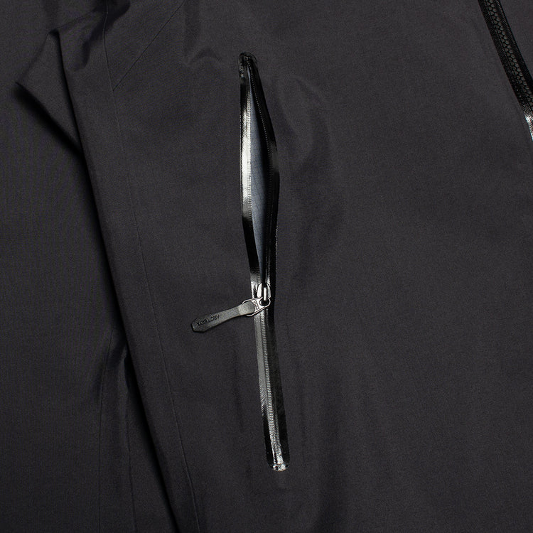 Arc'teryx - Beta Jacket
Style # X000010868
Color : Black