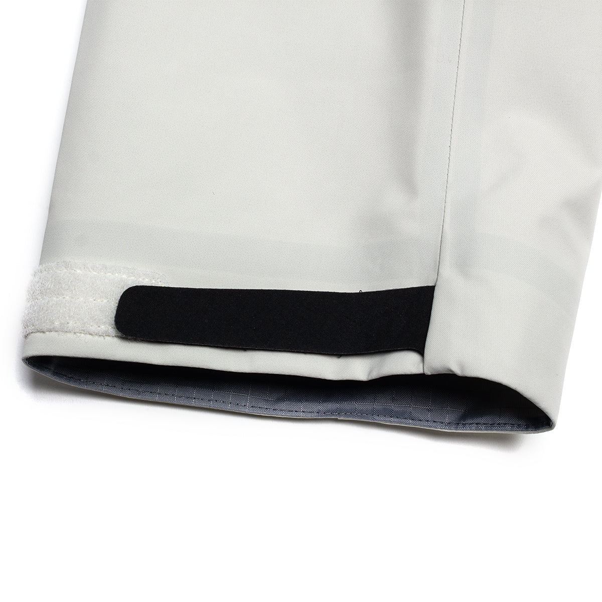 Arc'teryx - Beta Jacket
Style # X000010868
Color : Sea Salt