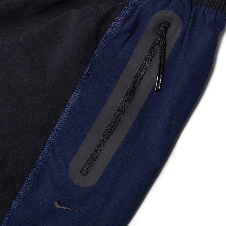 Nike - Tech Pants&nbsp;
Style # IH8466-010
Color : Black / Obsidian