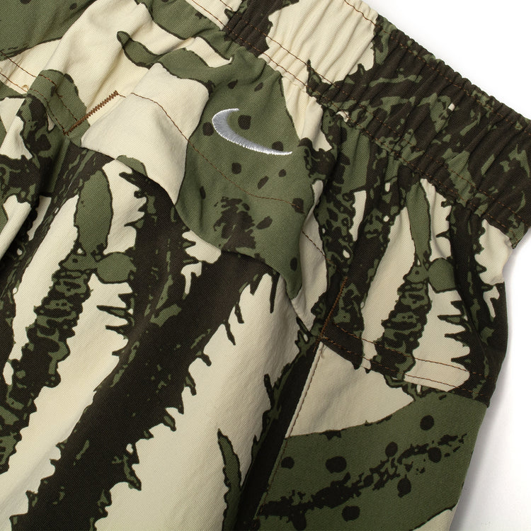 Nike - Women's ACG Smith Summit Skirt
Style # HV0579-229
Color : LT Khaki / Cargo Khaki / Summit White