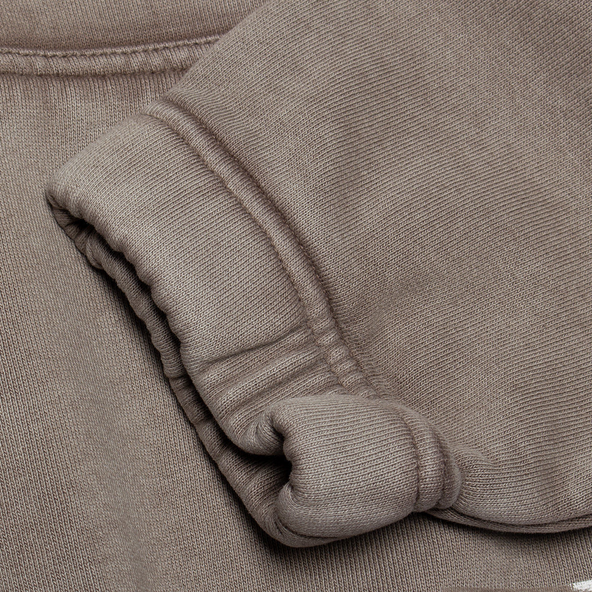 Satisfy - SoftCell Hoodie
Color : Aged Falcon