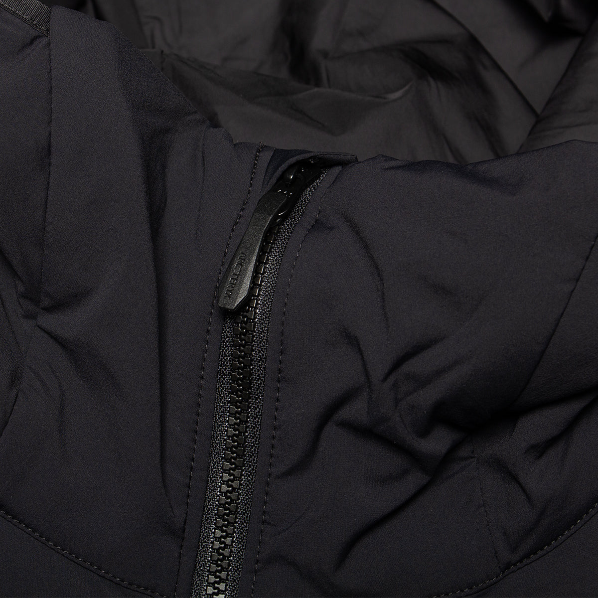 Arc'teryx - Proton Hoodie
Style # X000008436
Color : Black