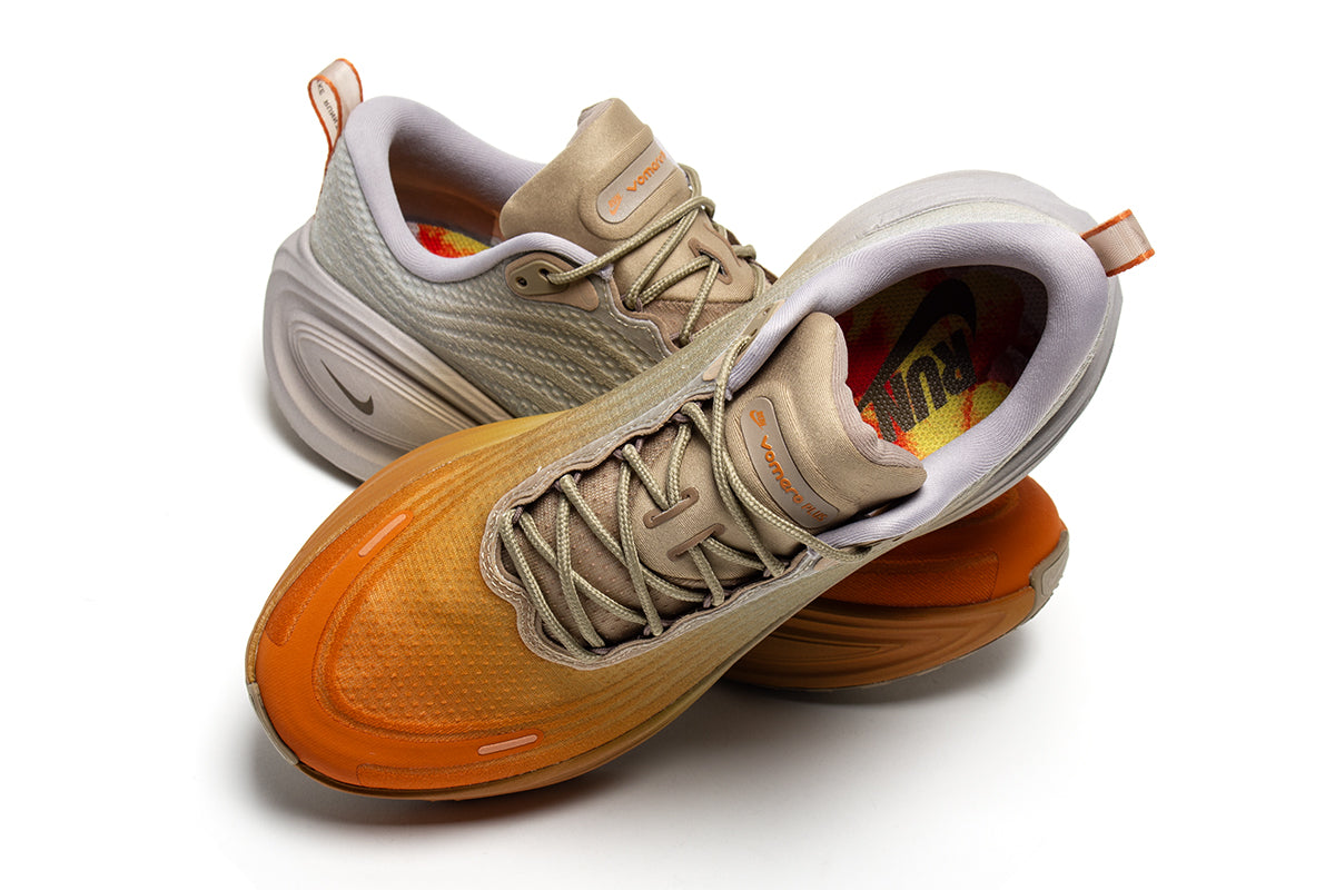 Nike - Vomero Plus SP
Style # IV4522-200
Color : Desert Camo / Yukon Brown / Ceramic