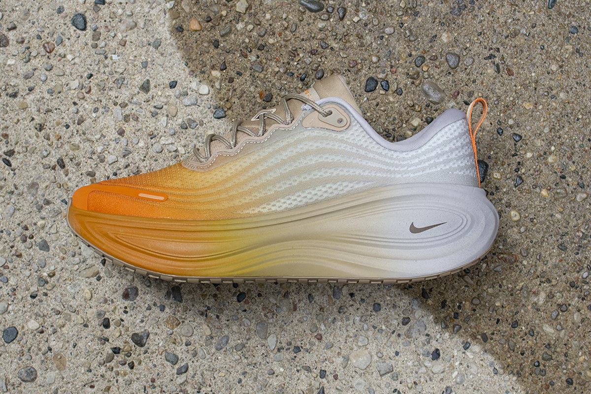 Nike - Vomero Plus SP
Style # IV4522-200
Color : Desert Camo / Yukon Brown / Ceramic