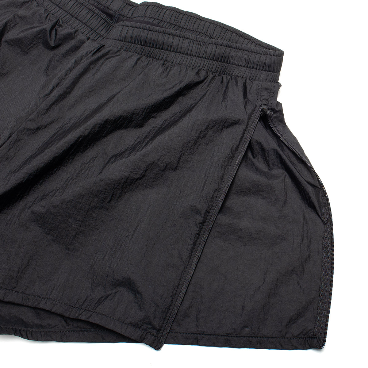District Vision - Women's Ultralight Zippered Hiking Shorts
Style # DVW0025-A
Color : Black