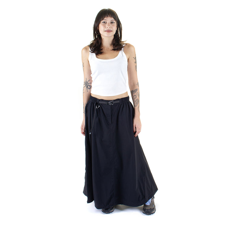 Nike - Women's ACG Smith Summit Skirt
Style # IB4431-010
Color : Black / Anthracite / Summit White