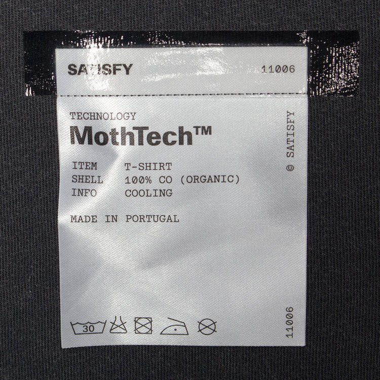 Satisfy - MothTech T-Shirt
Color : Aged Black