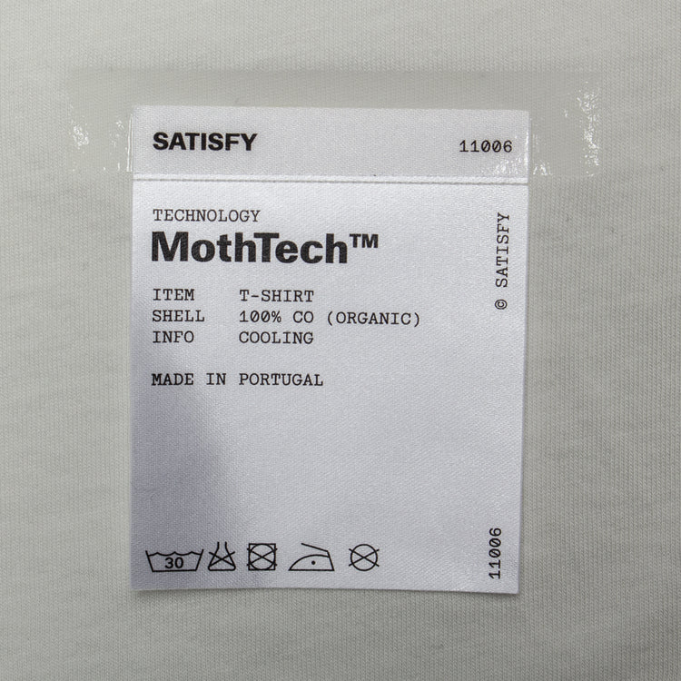 Satisfy - MothTech T-Shirt
Color : Off White