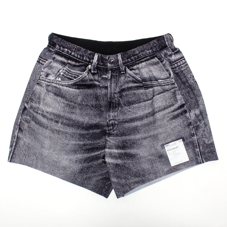 Satisfy - PeaceShell Shorts 5"
Color : Black Denim