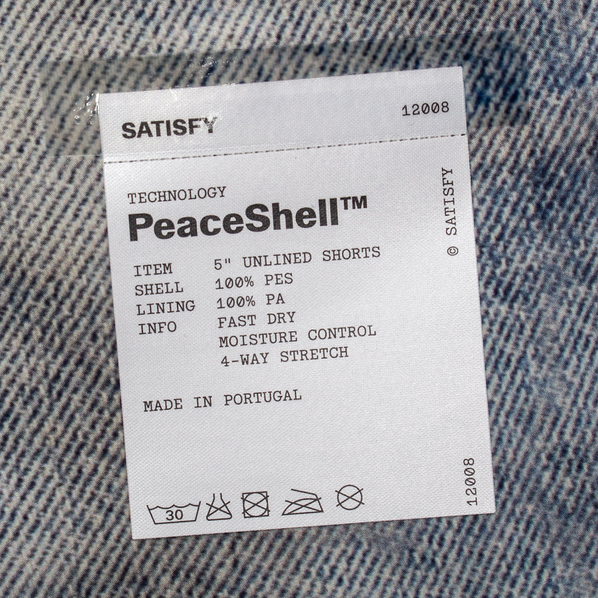 Satisfy - PeaceShell Shorts 5"
Color : Digital Denim