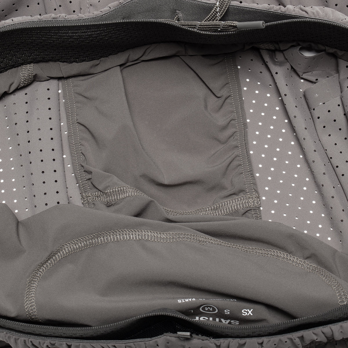 Satisfy - Space-O Shorts 2.5"
Color : Falcon