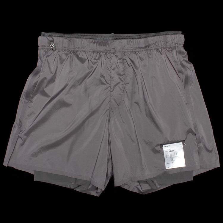 Satisfy - TechSilk Shorts 5"
Color : Shark