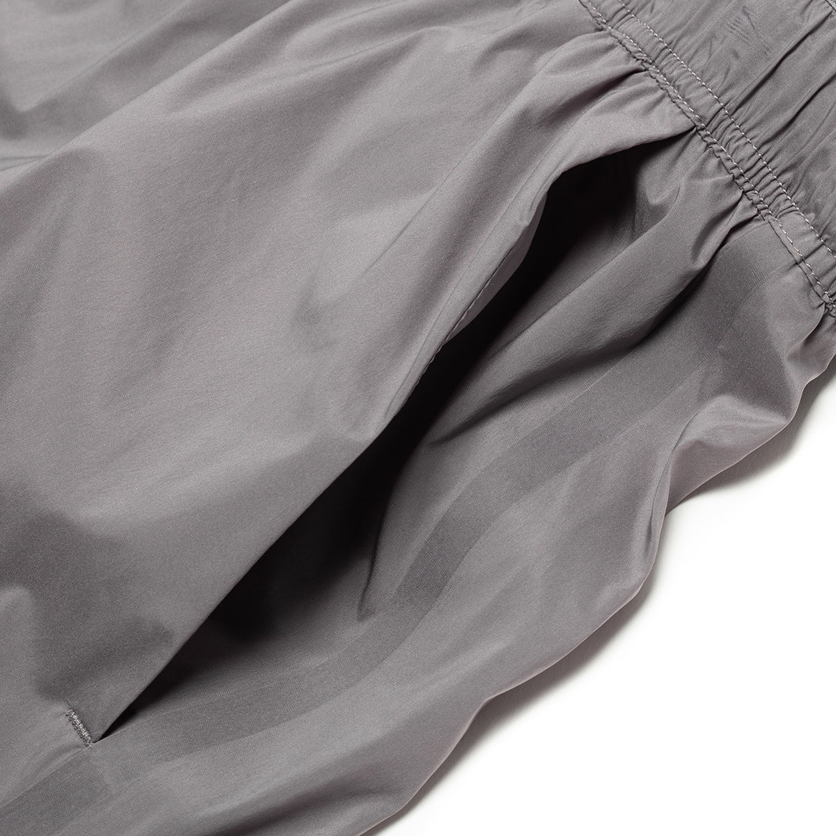 Satisfy - TechSilk Shorts 5"
Color : Shark