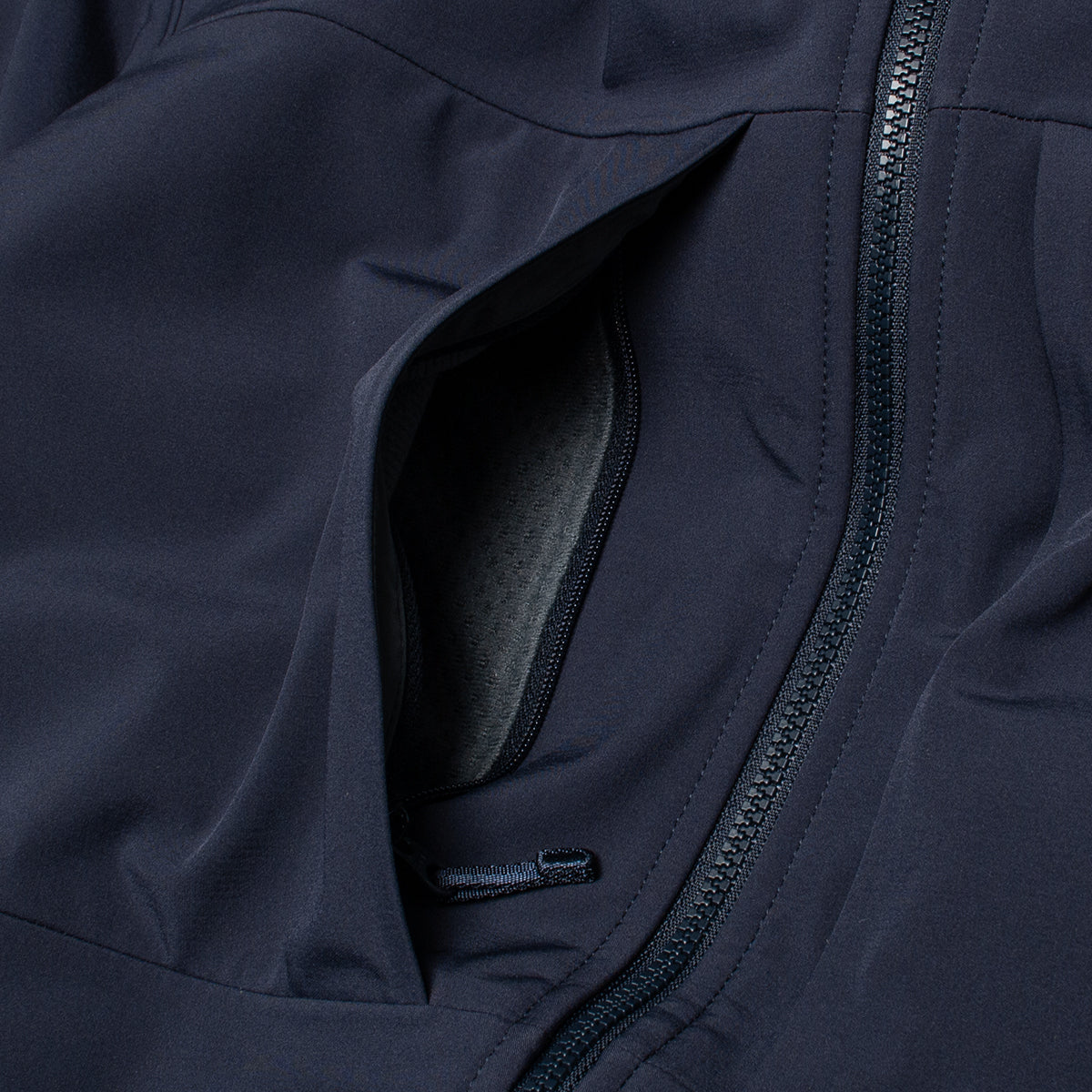 Arc'teryx - Gamma MX Hoodie
Style # X000008485
Color : Black Sapphire II