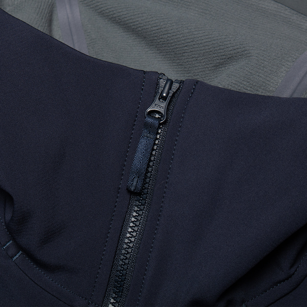 Arc'teryx - Gamma MX Hoodie
Style # X000008485
Color : Black Sapphire II