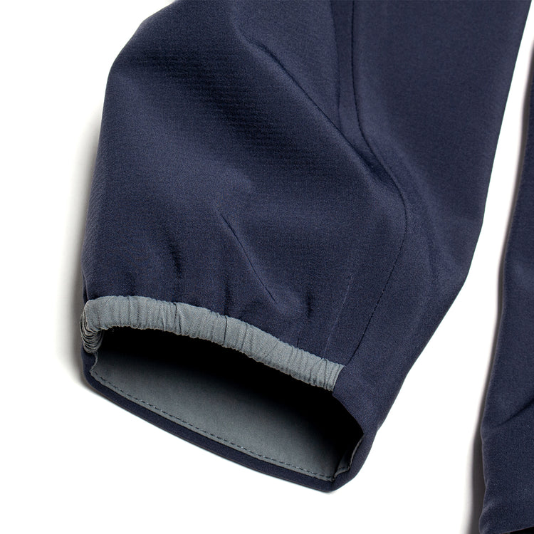 Arc'teryx - Gamma MX Hoodie
Style # X000008485
Color : Black Sapphire II