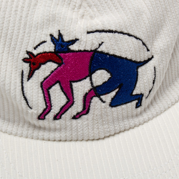 by Parra - The Zoomies Hat
Color : White