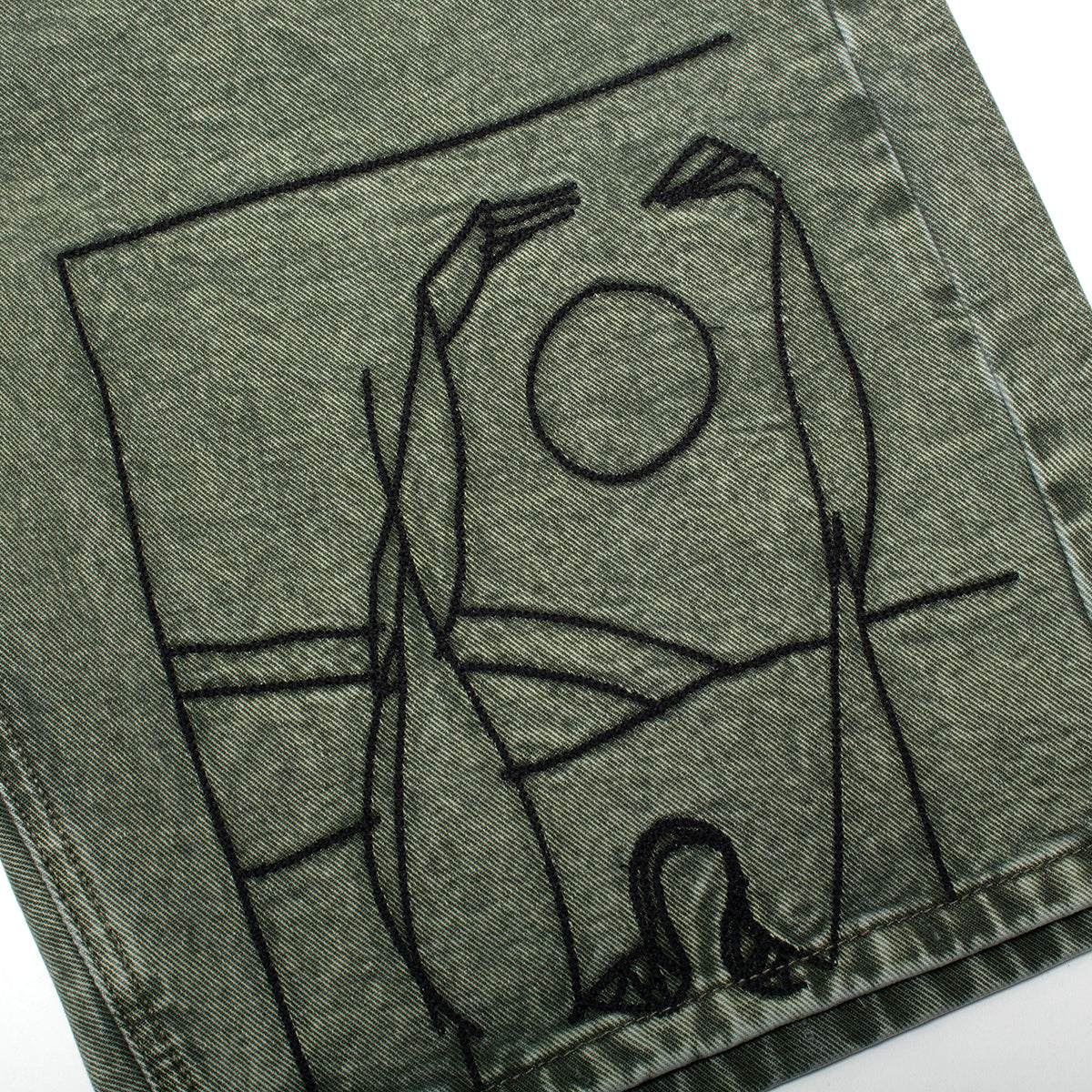 by Parra - Protecting The Sun Shorts
Color : Green