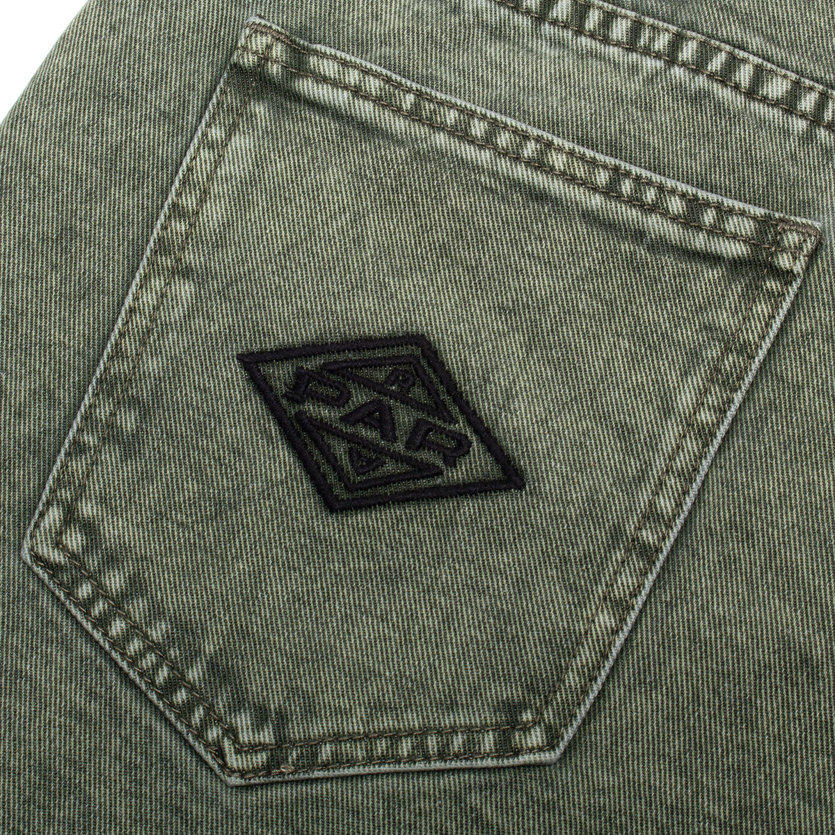 by Parra - Protecting The Sun Shorts
Color : Green