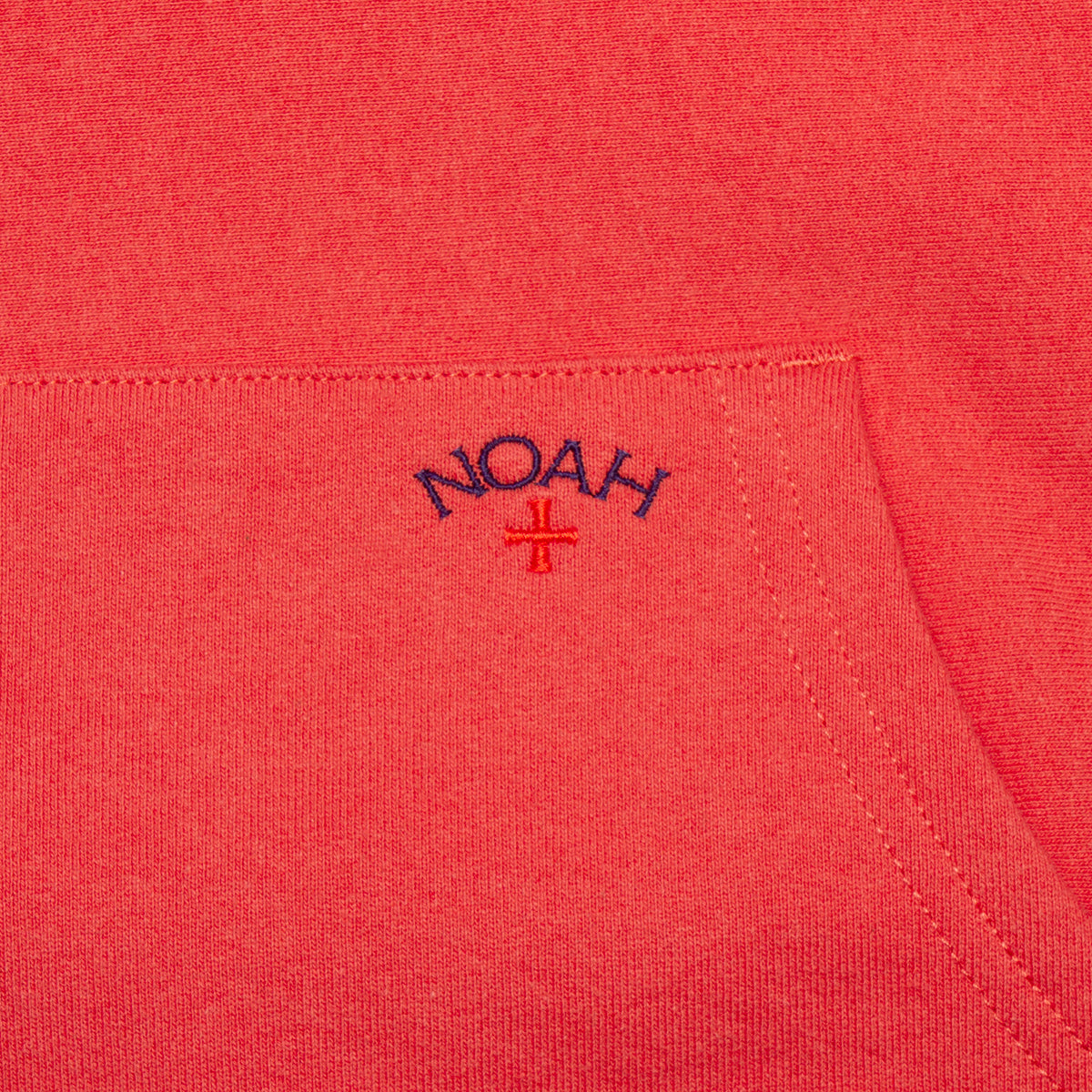 Noah | Classic Hoodie Color : Blush Red