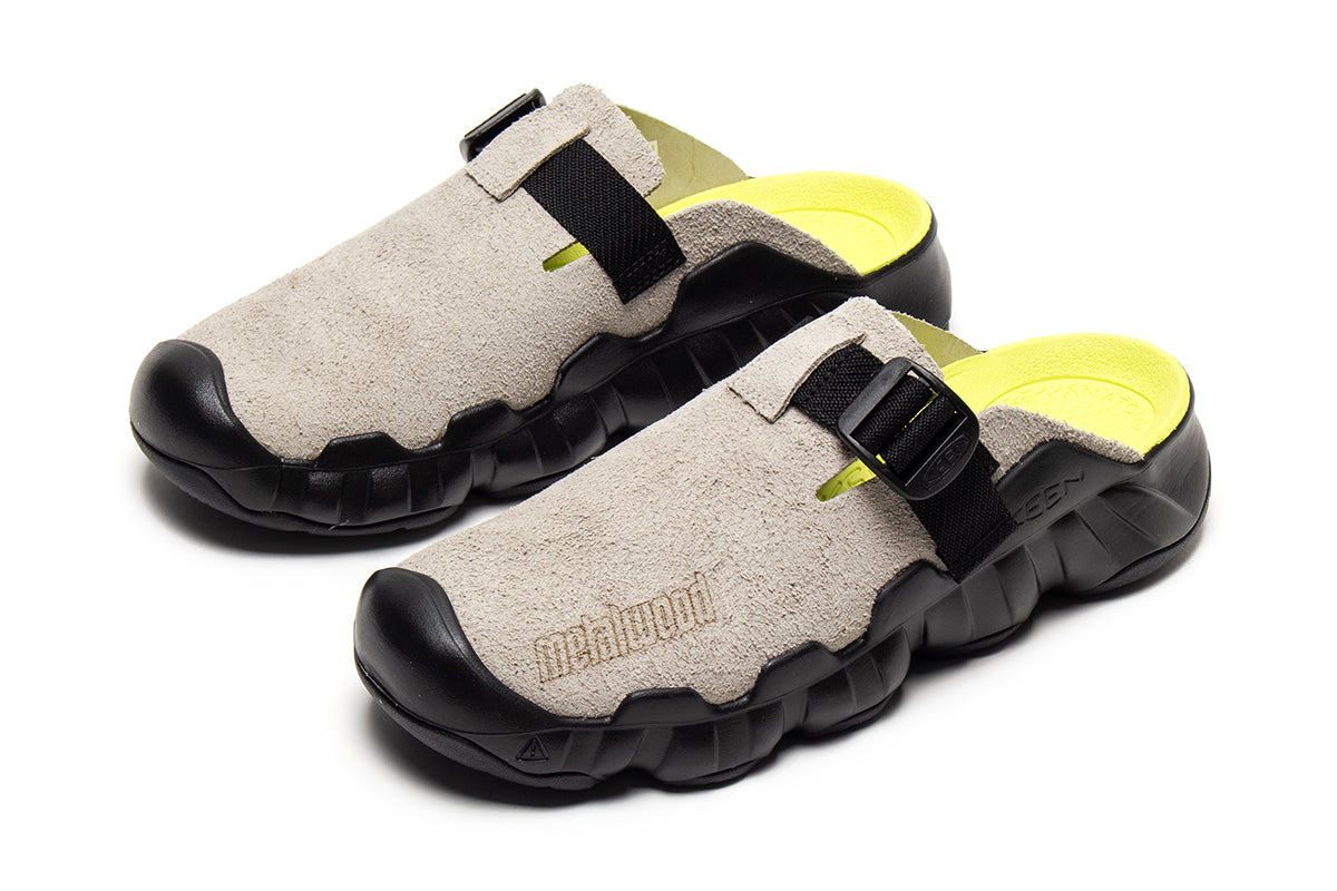 Keen - Hyperport Clog x Metalwood
Style # 1031237
Color : Plaza