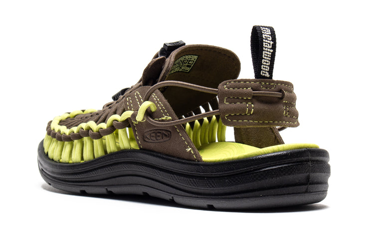 Keen - Uneek II Convertible x Metalwood
Style # 1031065
Color : Limeade
