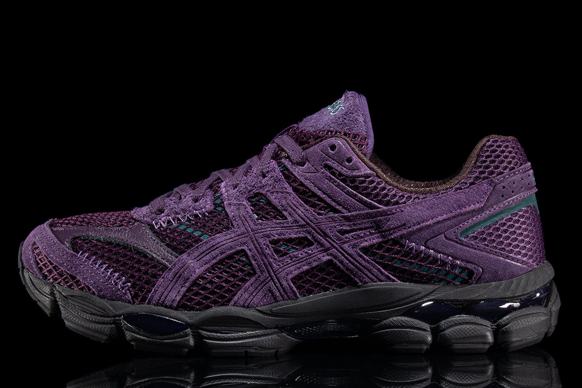 Asics - Gel-Cumulus 16 x Carnan
Style # 1203B139.500
Color : Black Berry / Purple