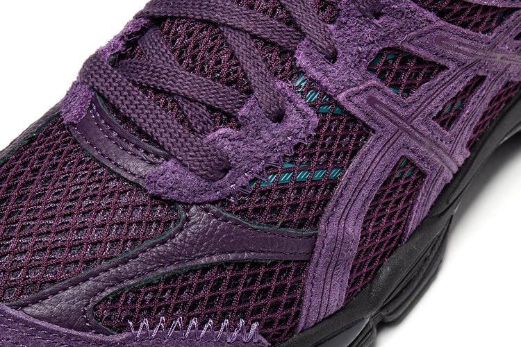 Asics - Gel-Cumulus 16 x Carnan
Style # 1203B139.500
Color : Black Berry / Purple