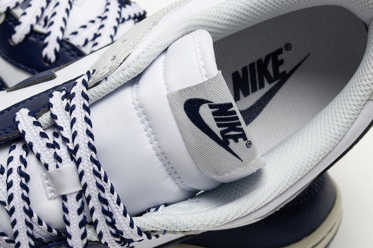 Nike - Dunk Low Retro
Style # IM2222-101
Color : White / Midnight Navy / Photon Dust
