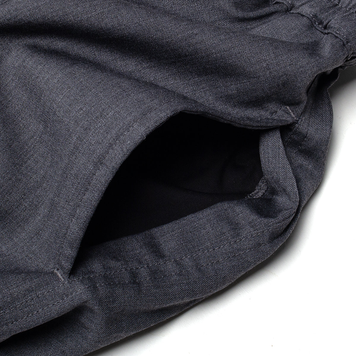 Grand Collection - Wool Pant
Color : Black