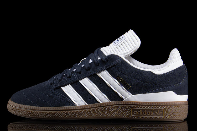 Adidas Skateboarding - Busenitz
Style # KJ0260
Color : Aurora Ink / Footwear White / Gum 5