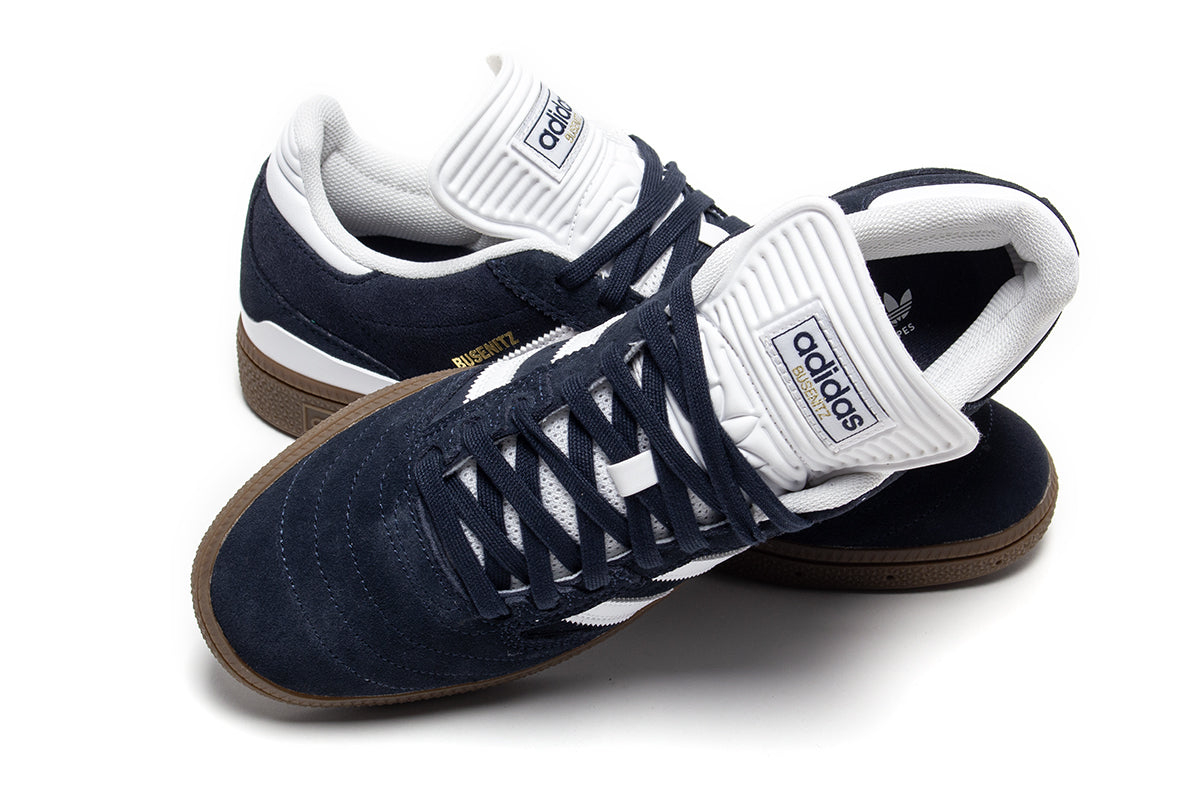 Adidas Skateboarding - Busenitz
Style # KJ0260
Color : Aurora Ink / Footwear White / Gum 5