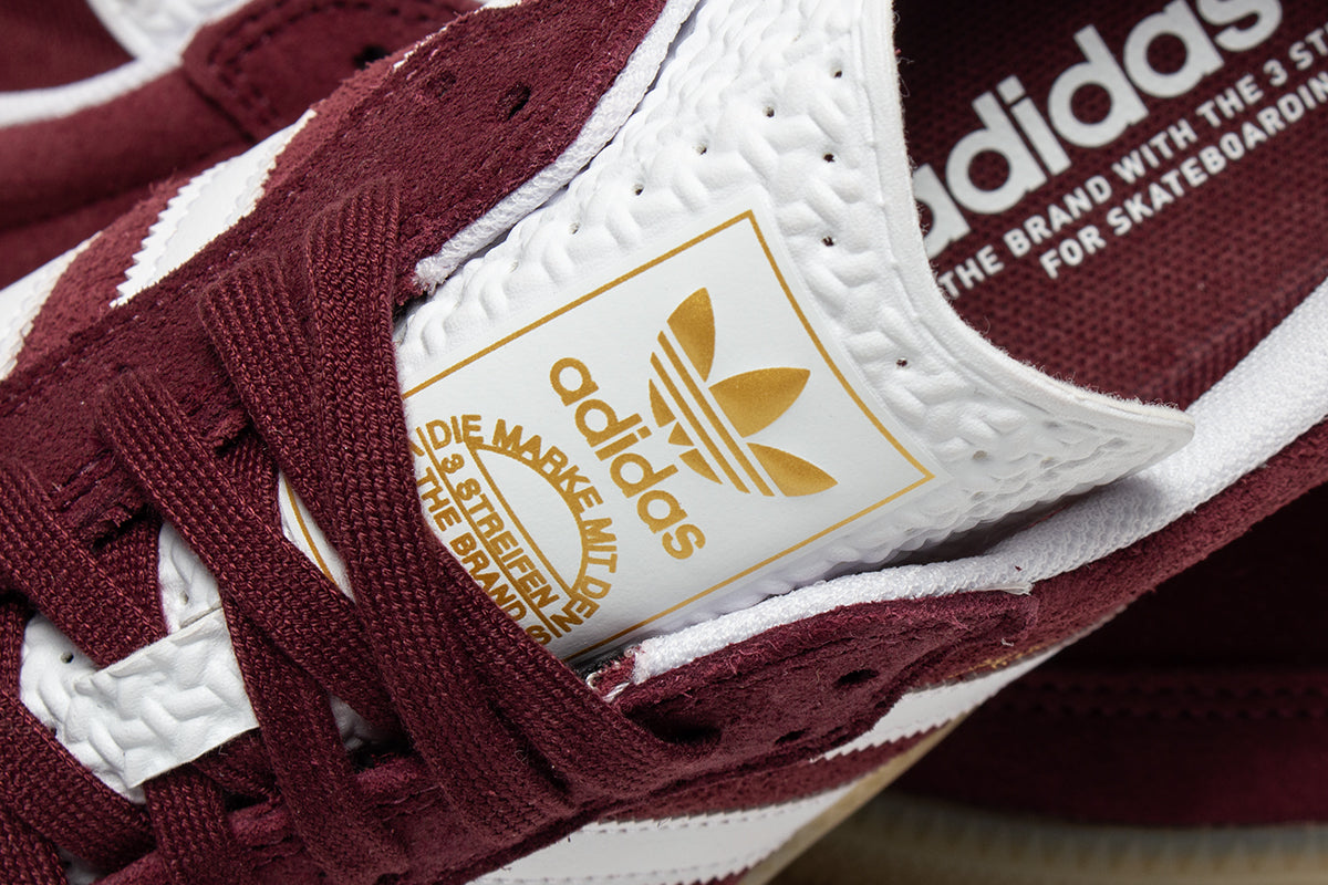Adidas Skateboarding - Samba ADV
Style # KJ0265
Color : Shadow Red / Footwear White / Maroon