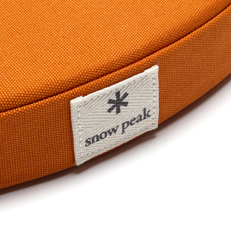 Snow Peak | Lounge Cushion
Style # TM-096OR
Color : Orange