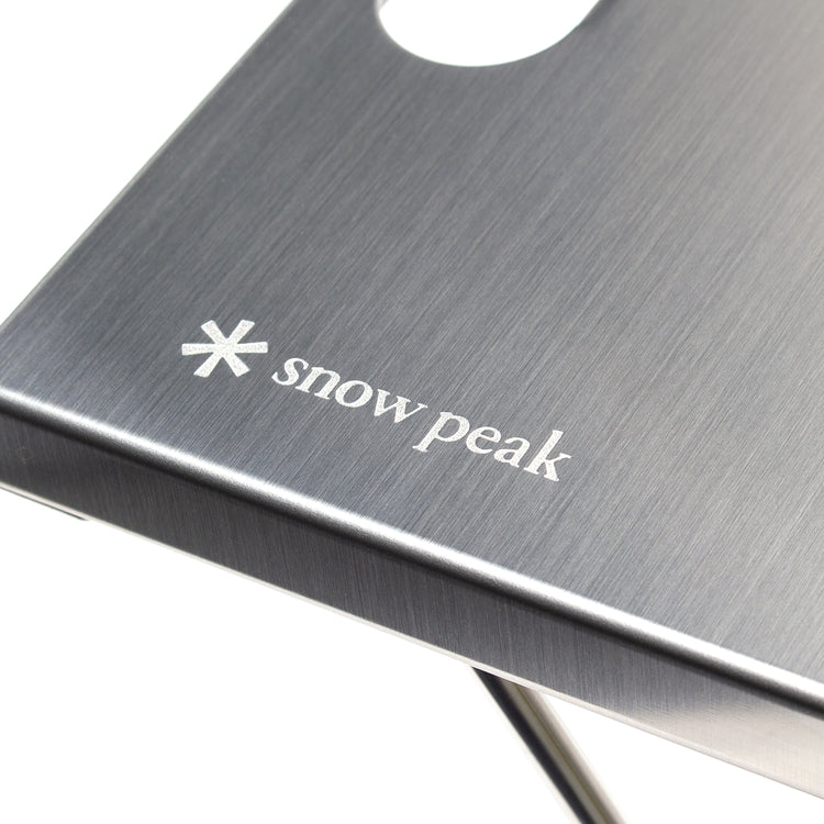 Snow Peak | Takibi My Table
Style # LV-039
Tabletop : Stainless Steel