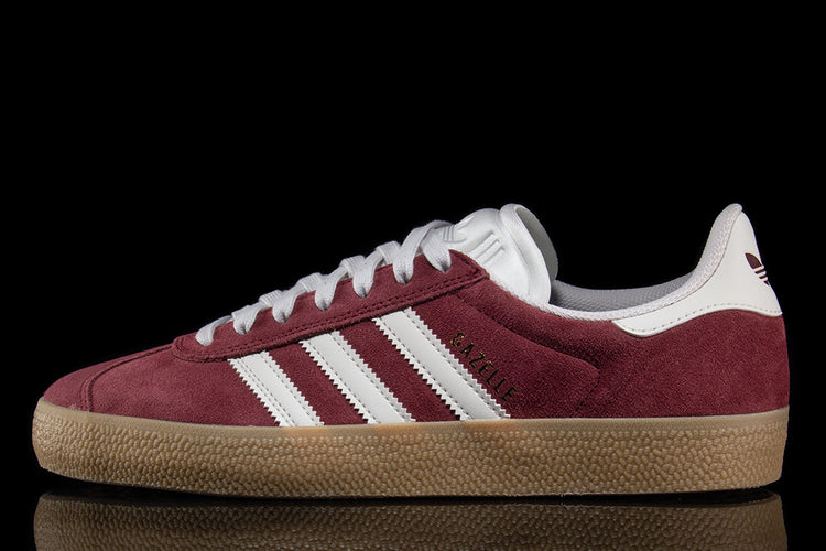 Adidas - Gazelle ADV
Style # JR2000
Color : Shadow Red / Crystal White / Gold Metallic