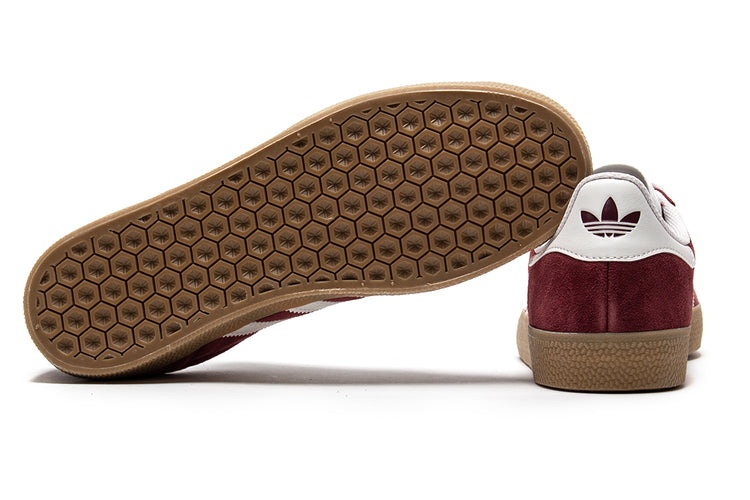 Adidas - Gazelle ADV
Style # JR2000
Color : Shadow Red / Crystal White / Gold Metallic