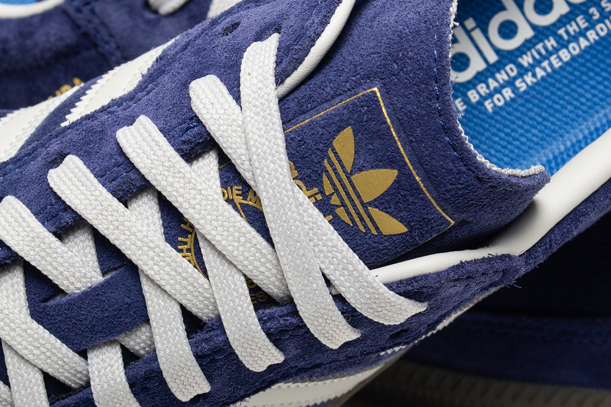 Adidas - Samba ADV
Style # JP8523
Color : Dark Blue / Grey One / Gum