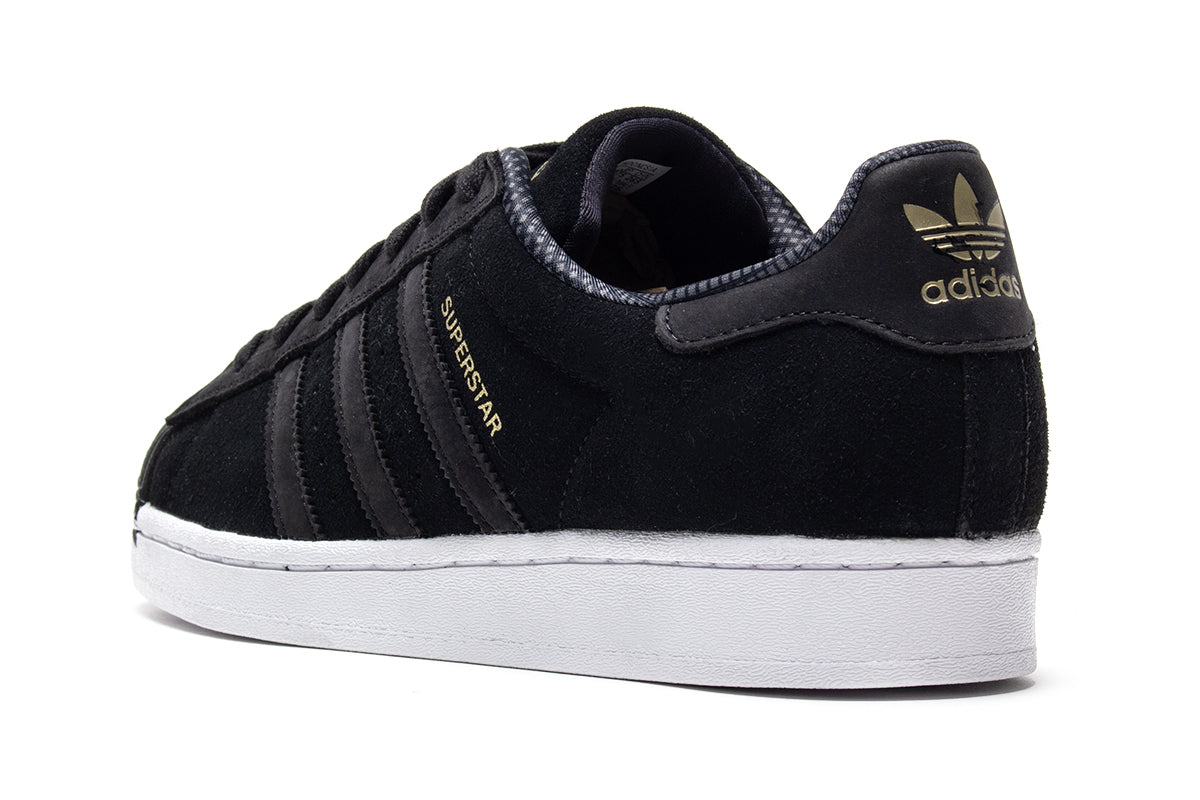 Adidas - Superstar ADV
Style # JP8532
Color : Core Black / Footwear White