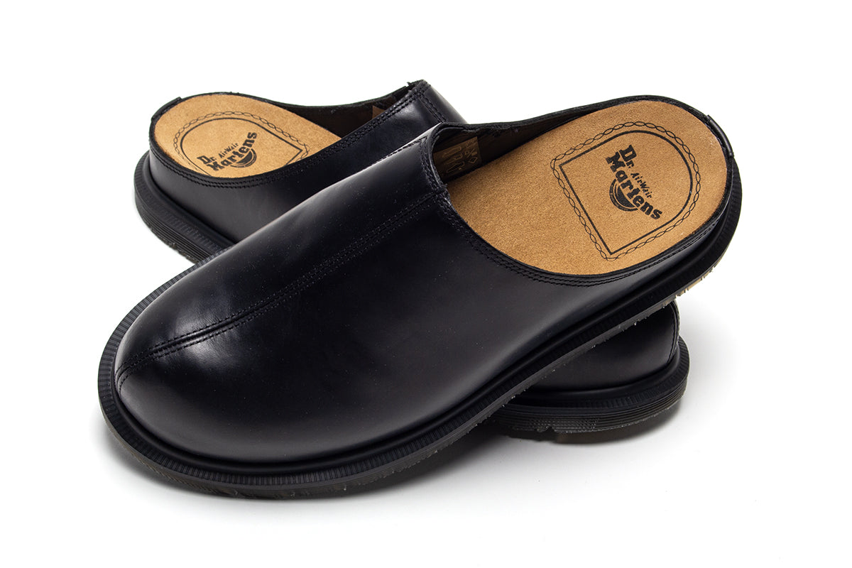 Dr. Martens - San Mule
Style # 41615001
Color : Black